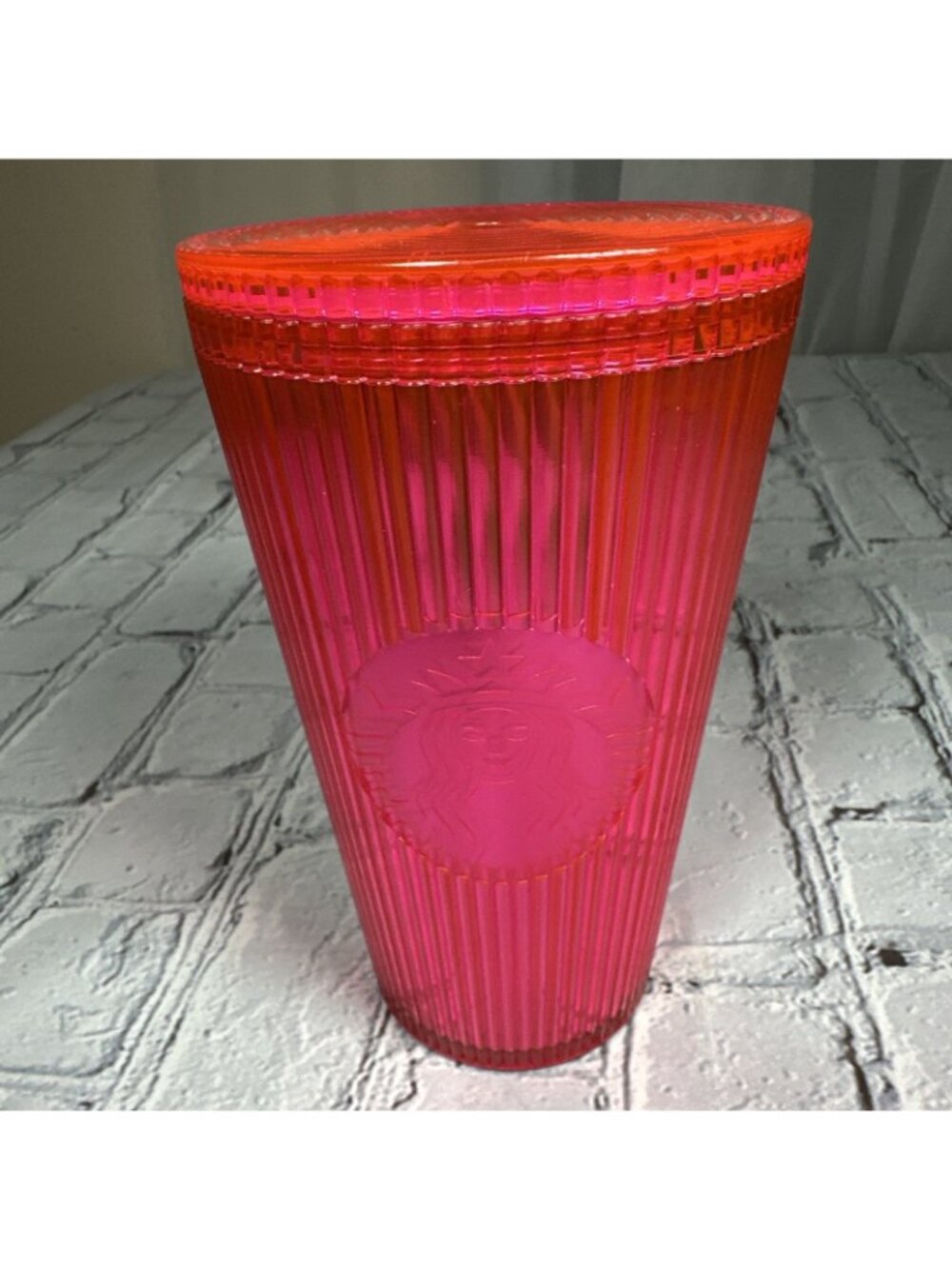 Starbucks Neon Pink Pleated Cold Cup Tumbler 16oz - Picture 3 of 9